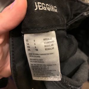AE Black jeggings